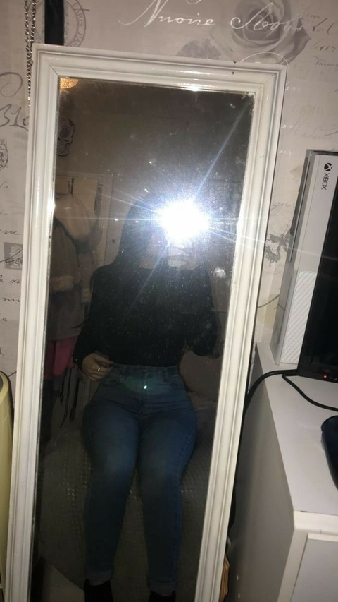 Leaked an_na235 header onlyfans leaked