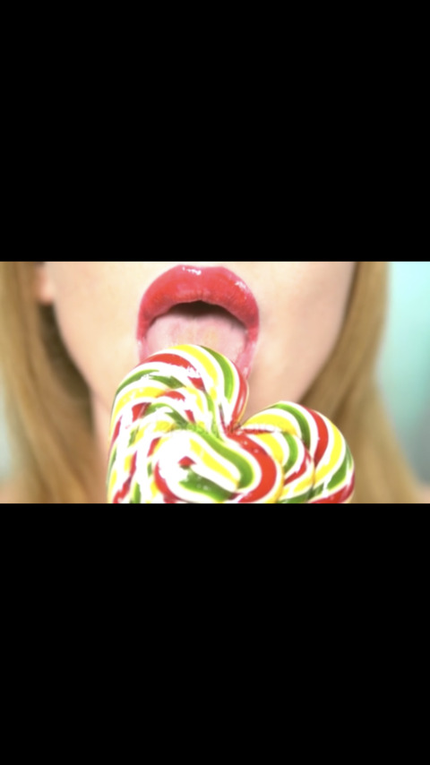 Leaked avril header onlyfans leaked