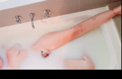 Leaked bambiiblu3 header onlyfans leaked