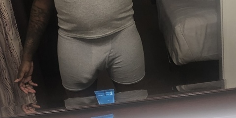 bigdickenergy100 OnlyFans - Free Access to 32 Videos & 49 Photos Onlyfans Free Access