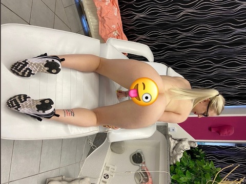 Leaked blondegirl96 header onlyfans leaked