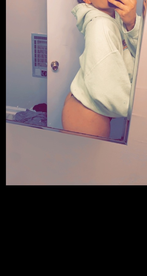 Leaked blondenikkie header onlyfans leaked