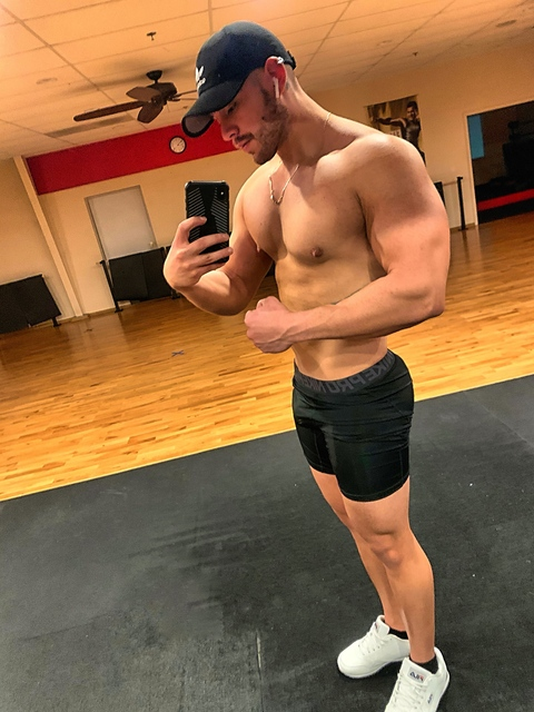 bradfordofficiall OnlyFans - Free Access to 32 Videos & 49 Photos Onlyfans Free Access