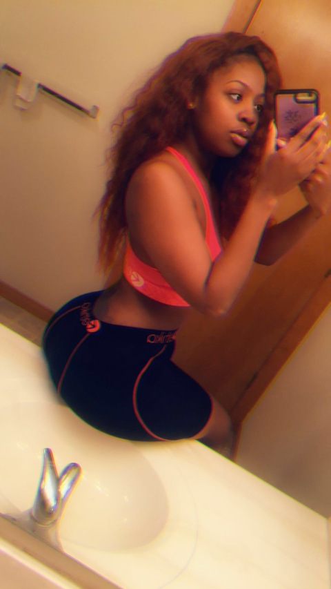 Leaked brinababe_0395 header onlyfans leaked