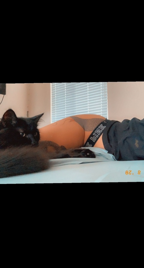 Leaked catttqueeen header onlyfans leaked