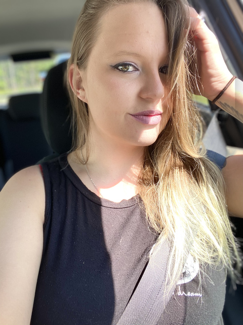 colorado_queen91 OnlyFans - Free Access to 32 Videos & 49 Photos Onlyfans Free Access