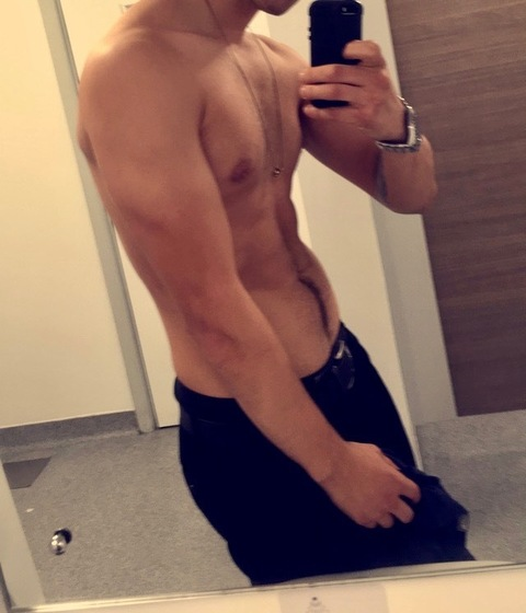 Leaked eggzybee header onlyfans leaked