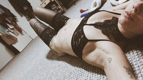 Leaked eljules_ header onlyfans leaked