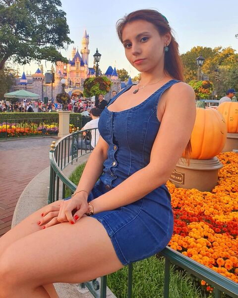 Leaked emiliavizcarra header onlyfans leaked