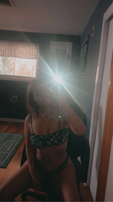 Leaked epeachy header onlyfans leaked