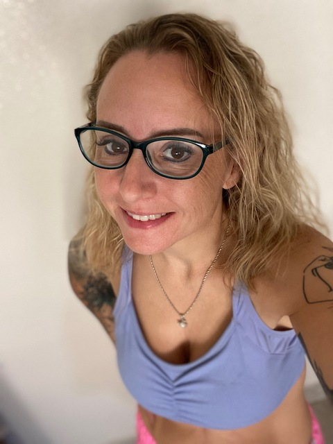 Leaked er_rn_curvy header onlyfans leaked