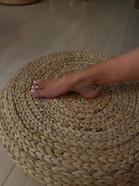 Leaked foxy_fantasyfeet header onlyfans leaked