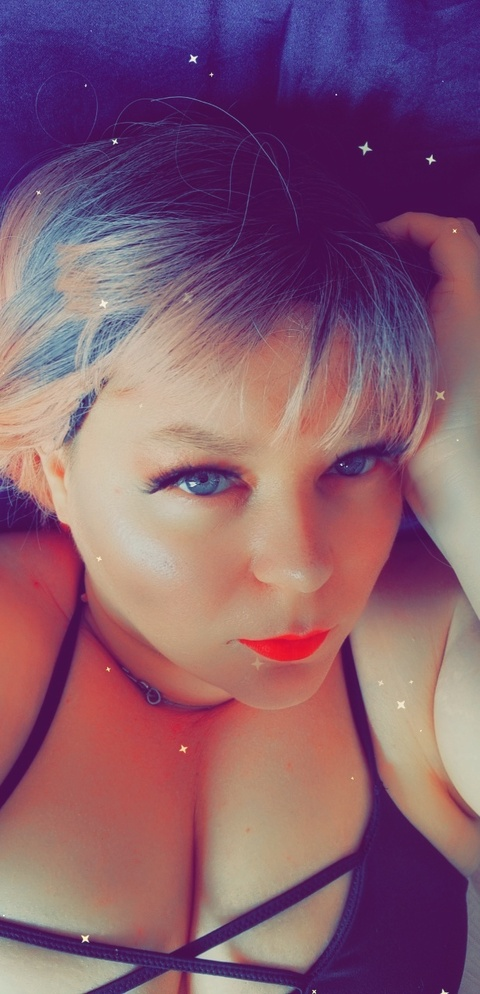 goddess_lottie OnlyFans - Free Access to 32 Videos & 49 Photos Onlyfans Free Access