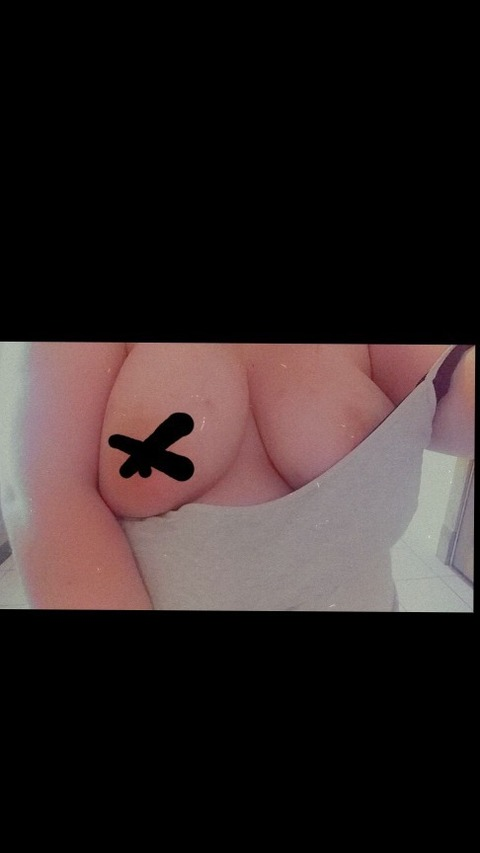 Leaked gretchenlivings header onlyfans leaked