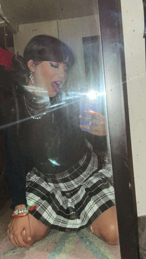 inieemonster OnlyFans - Free Access to 37 Videos & 49 Photos Onlyfans Free Access