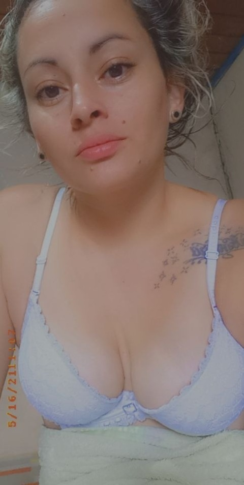 Leaked lareynaflo header onlyfans leaked