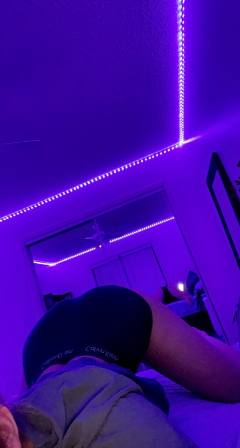 Leaked laura.livelyy header onlyfans leaked