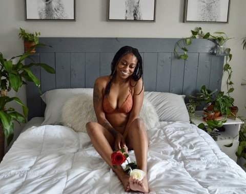 Leaked lia.young header onlyfans leaked