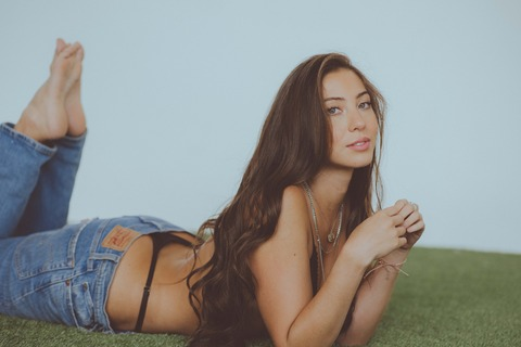 Leaked lifestylewithgaby header onlyfans leaked