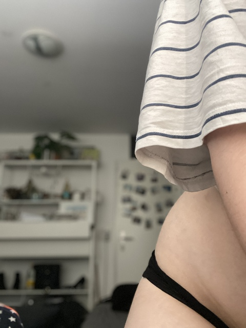 lillie4444 OnlyFans - Free Access to 32 Videos & 79 Photos Onlyfans Free Access
