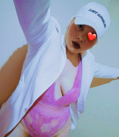 lolaablonde OnlyFans - Free Access to 32 Videos & 49 Photos Onlyfans Free Access