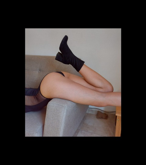 Leaked lolaratza header onlyfans leaked
