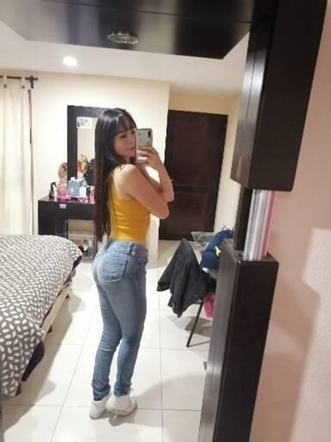 Leaked luz_uribe header onlyfans leaked