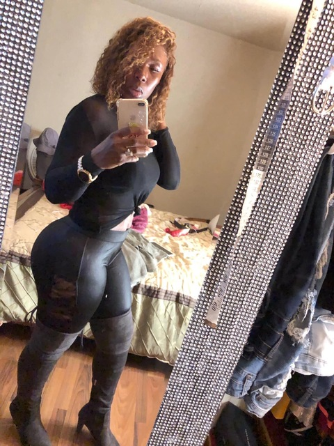 Leaked lynngotit header onlyfans leaked