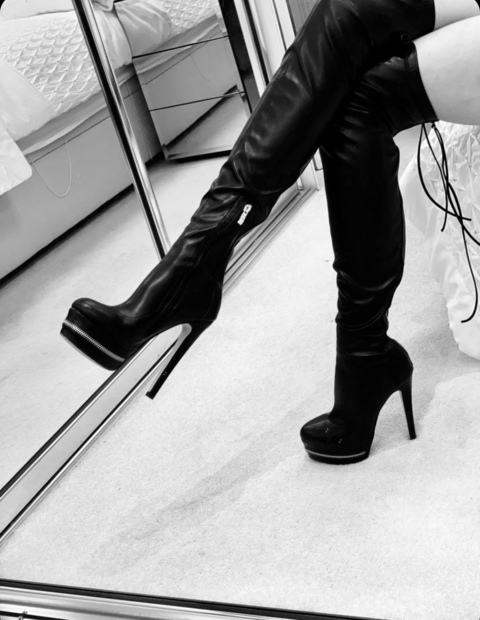 magnificentdarling OnlyFans - Free Access to 32 Videos & 49 Photos Onlyfans Free Access