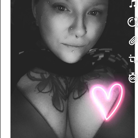 Leaked misspeaches4202 header onlyfans leaked