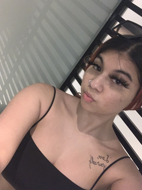 Leaked partyygetsmewetterrrr header onlyfans leaked