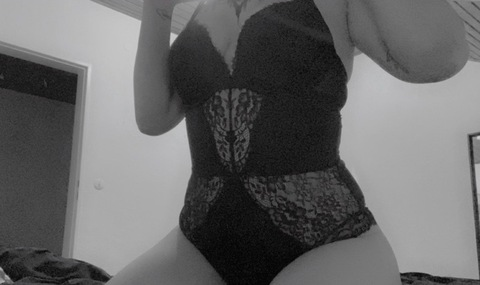 Leaked petitefleurdelune header onlyfans leaked
