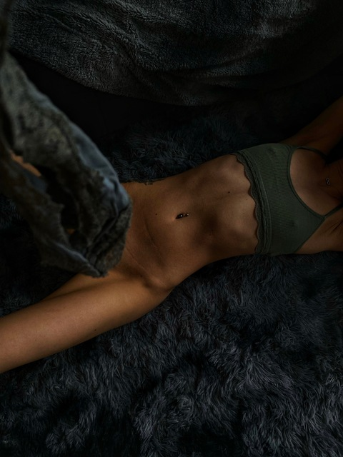 Leaked r0minayna header onlyfans leaked