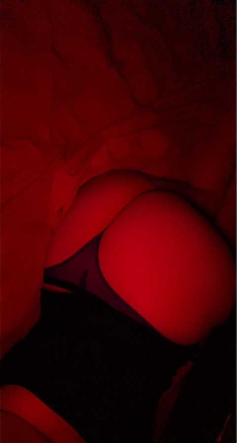 Leaked rheign001 header onlyfans leaked