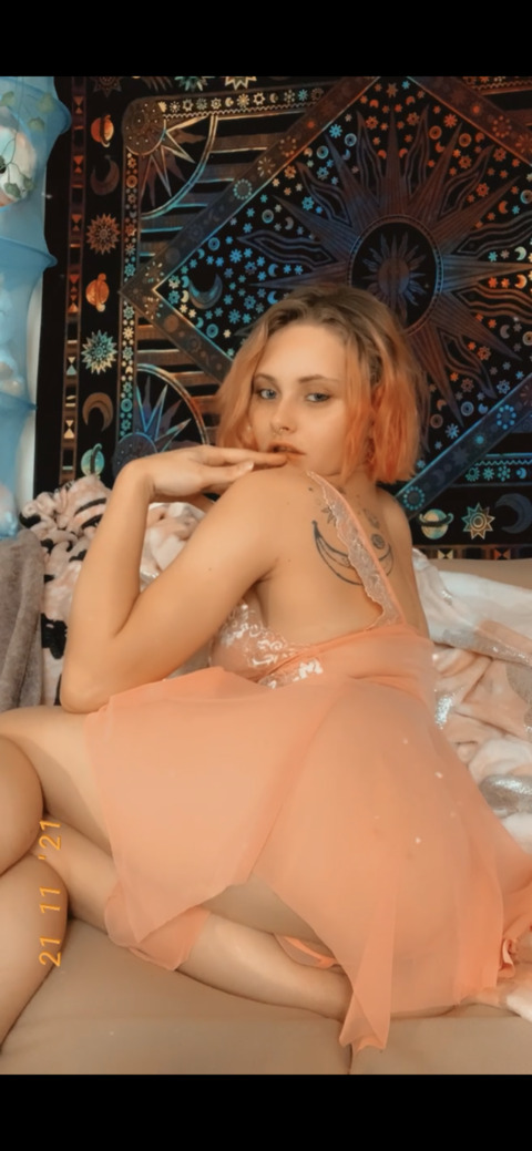 sextluna OnlyFans - Free Access to 32 Videos & 178 Photos Onlyfans Free Access