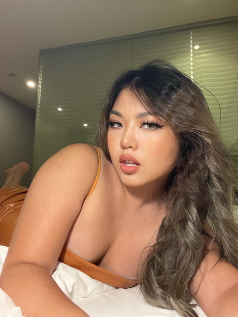 Leaked shallynecherie header onlyfans leaked