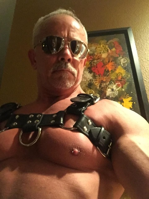 sirjulian19 OnlyFans - Free Access to 85 Videos & 555 Photos Onlyfans Free Access