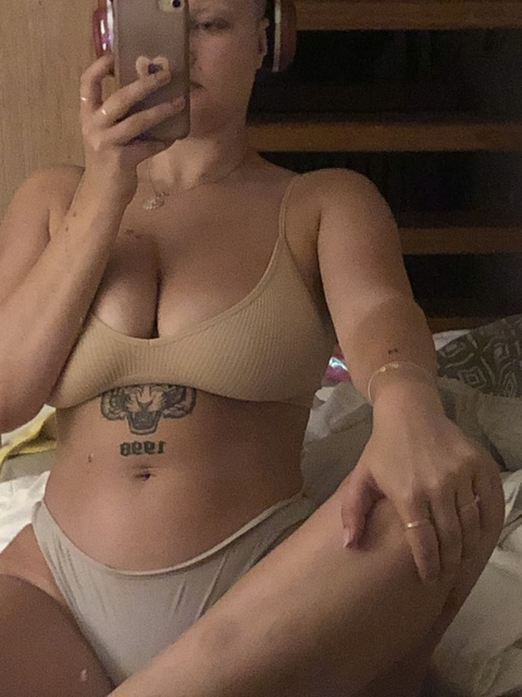 Leaked smallfeetfatass header onlyfans leaked