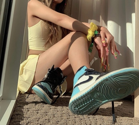 sneakerforeplay OnlyFans - Free Access to 59 Videos & 74 Photos Onlyfans Free Access