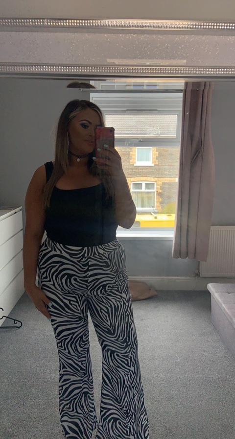 socurvie OnlyFans - Free Access to 32 Videos & 49 Photos Onlyfans Free Access