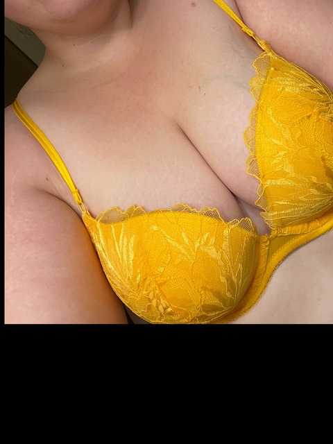 Leaked stolensweetroll header onlyfans leaked