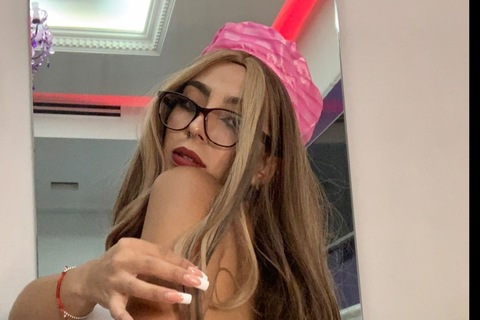 Leaked thursdaygirlxo header onlyfans leaked