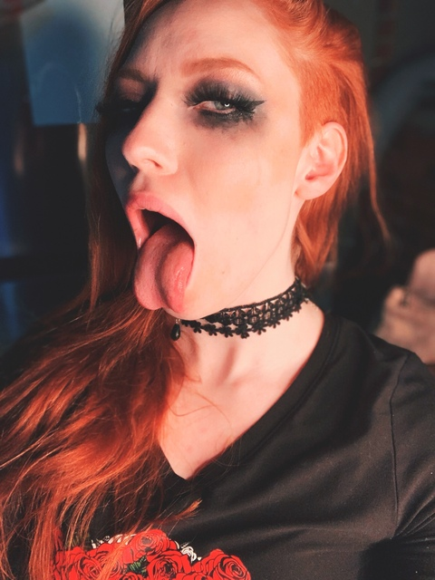 Leaked trixielaroux header onlyfans leaked