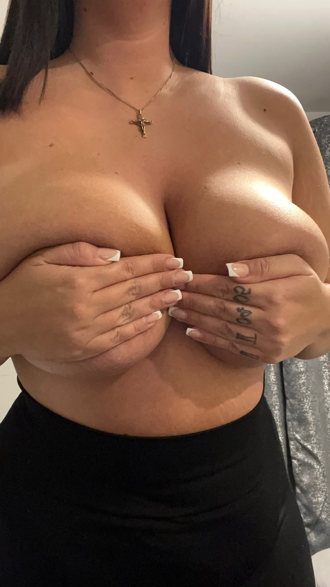 Leaked u172880215 header onlyfans leaked