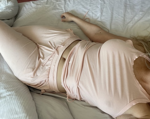 Leaked uk-hot-mom header onlyfans leaked