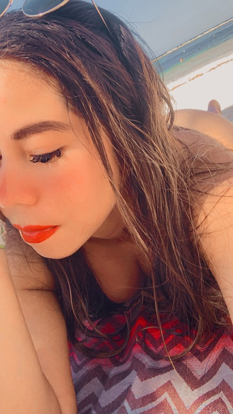 Leaked valeriagm28 header onlyfans leaked
