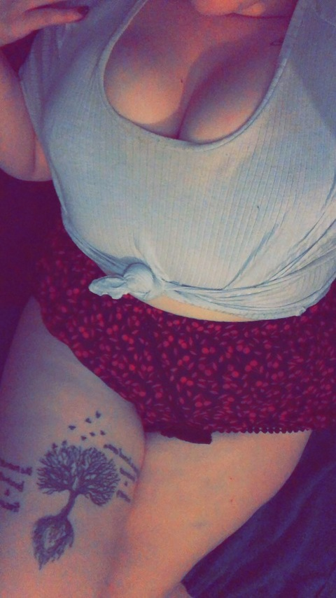 yeovilgirl124 OnlyFans - Free Access to 32 Videos & 54 Photos Onlyfans Free Access