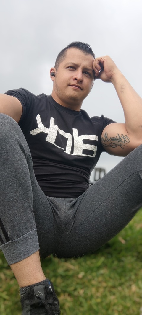 Leaked yoresojarreug header onlyfans leaked