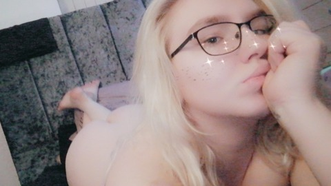 zennpai OnlyFans - Free Access to 32 Videos & 52 Photos Onlyfans Free Access